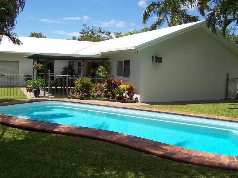 11 Coolum Street, Kewarra Beach QLD 4879