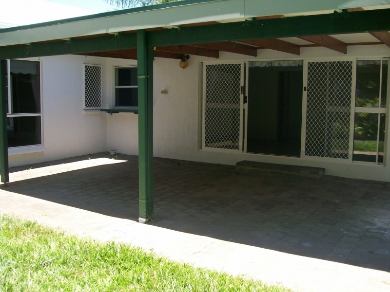 11 Coolum Street, Kewarra Beach QLD 4879