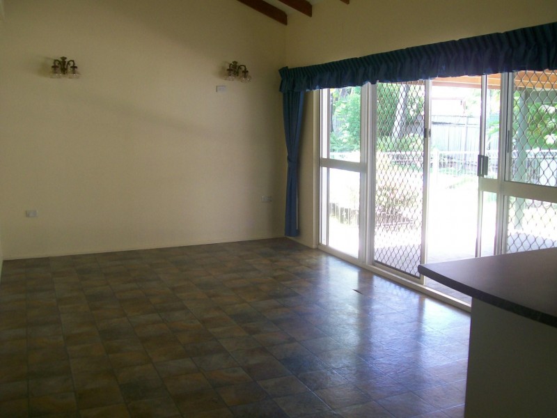 11 Coolum Street, Kewarra Beach QLD 4879