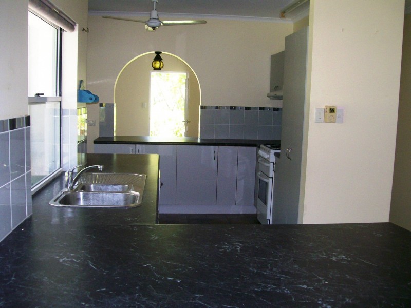 11 Coolum Street, Kewarra Beach QLD 4879