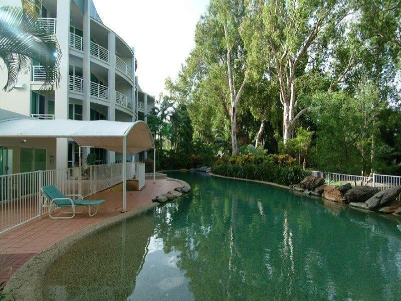 20/2 Deauville Close, Yorkeys Knob QLD 4878