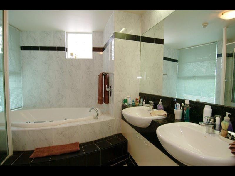 20/2 Deauville Close, Yorkeys Knob QLD 4878
