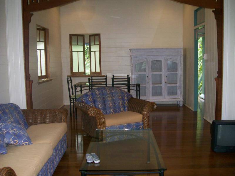 21 Denbeigh Street, Parramatta Park QLD 4870