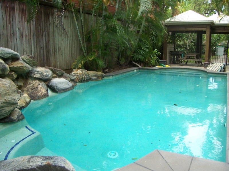 2/33 Digger St, Cairns North QLD 4870