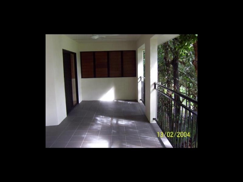 7/33 Digger Street, Cairns North QLD 4870