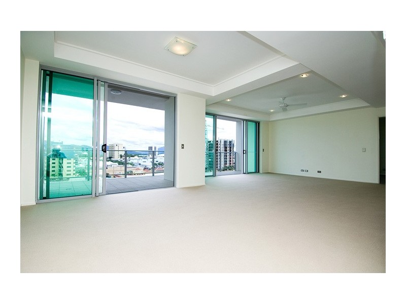 904/101 Esplanade  “Trilogy”, Cairns QLD 4870