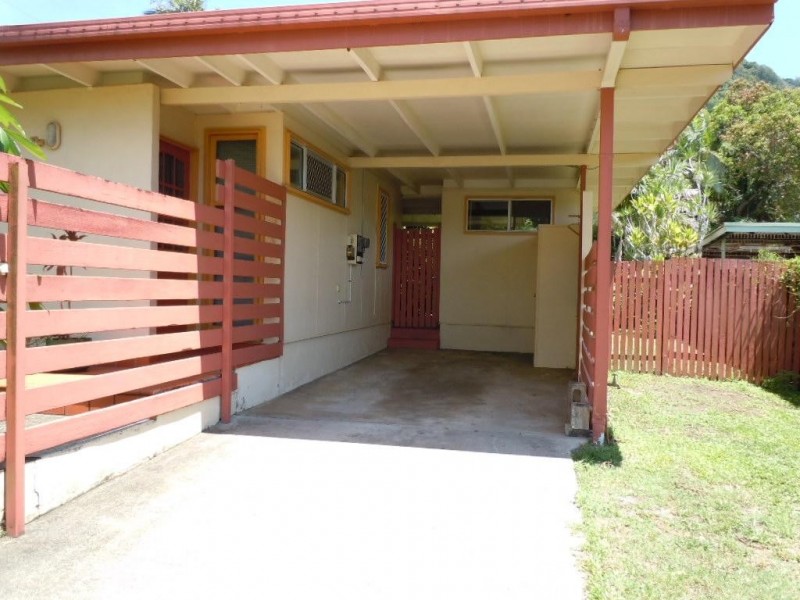 62 Hillview Crescent, Whitfield QLD 4870