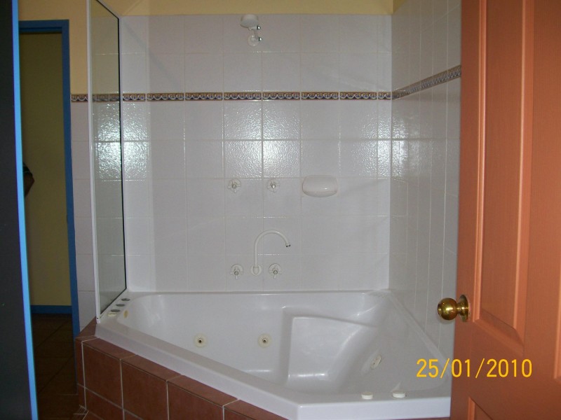 199 Jensen Street, Edge Hill QLD 4870