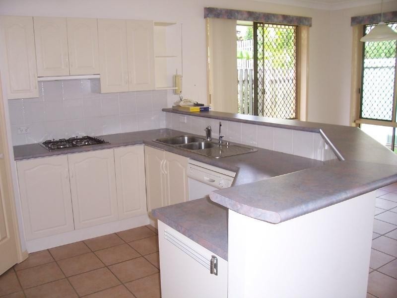 5 Kensington Close “FOREST GARDENS”, Mount Sheridan QLD 4868