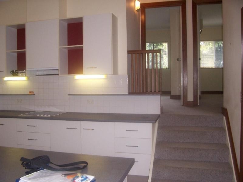 3/297 Lake Street, Cairns North QLD 4870