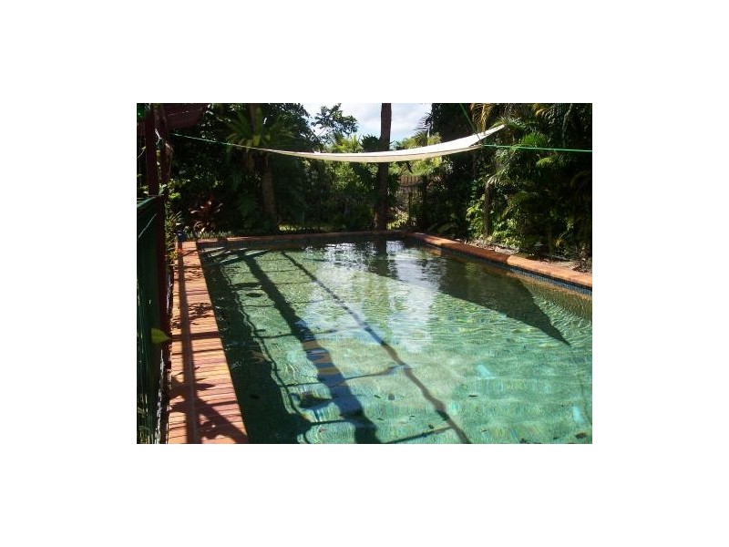 39 Lavender Street, Mooroobool QLD 4870