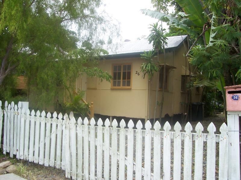 26 Lily Street, Cairns North QLD 4870