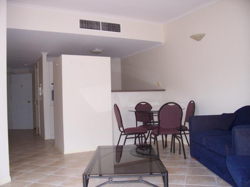 11/34 Lily Street, Cairns North QLD 4870