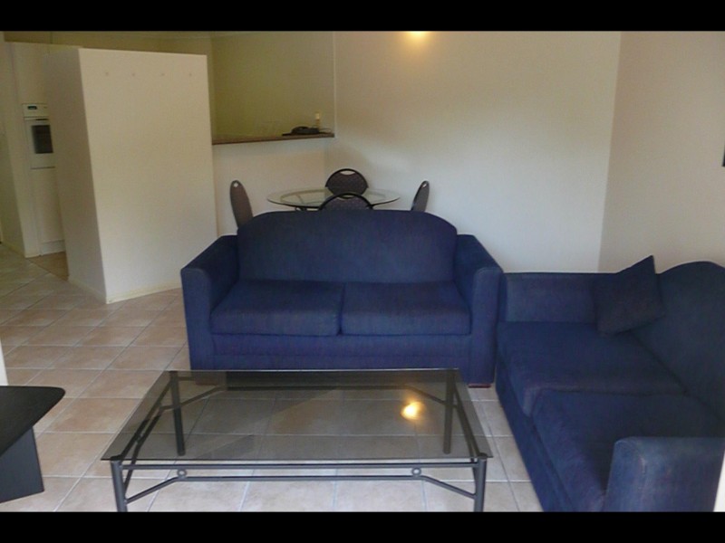 11/34 Lily Street, Cairns North QLD 4870
