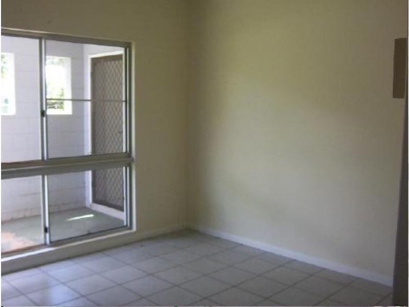 16 Lomatia Street, Redlynch QLD 4870