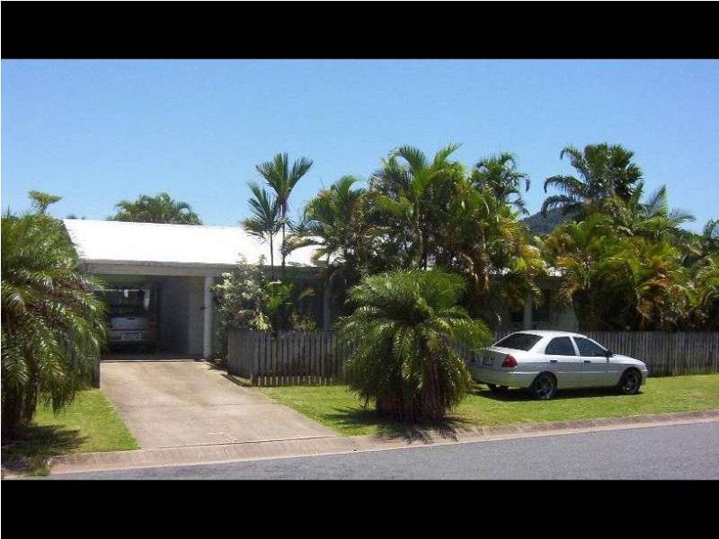 4 Mangano Close, Brinsmead QLD 4870