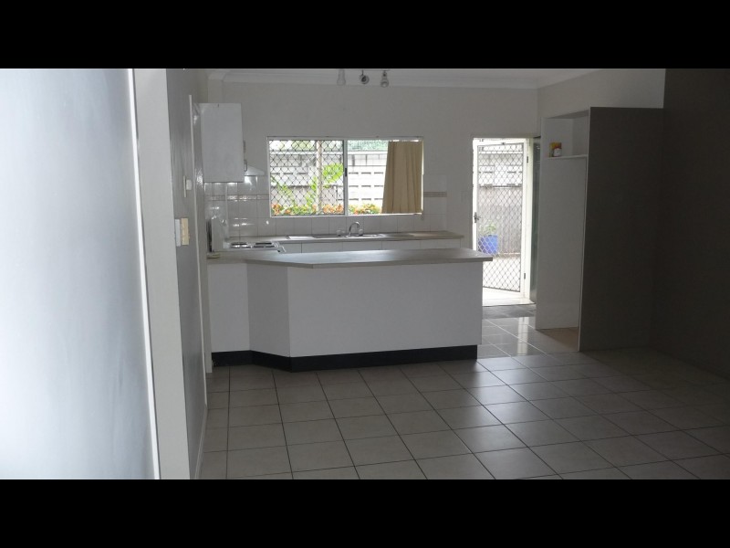 3/12 Mayers Street, Manoora QLD 4870