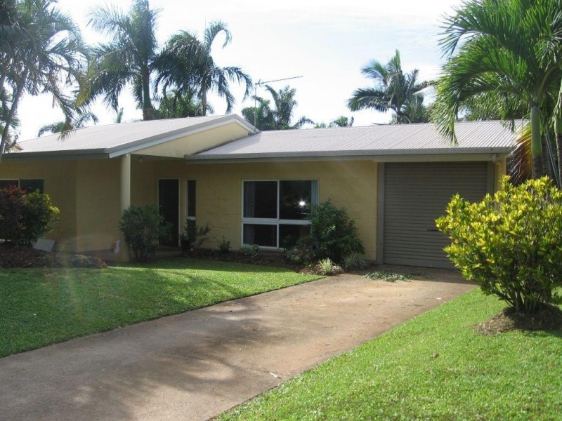 55  Michaelangelo Drive, Redlynch QLD 4870