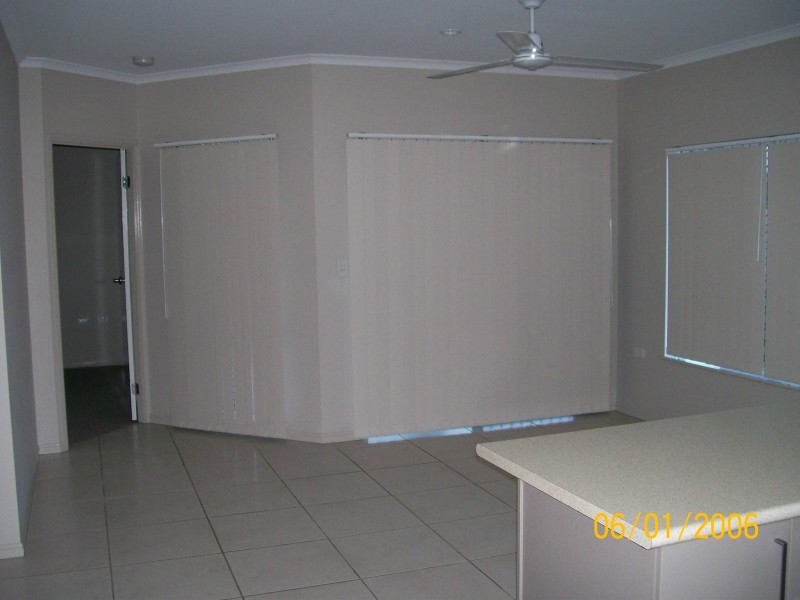 6 Moojeeba Way, Trinity Park QLD 4879