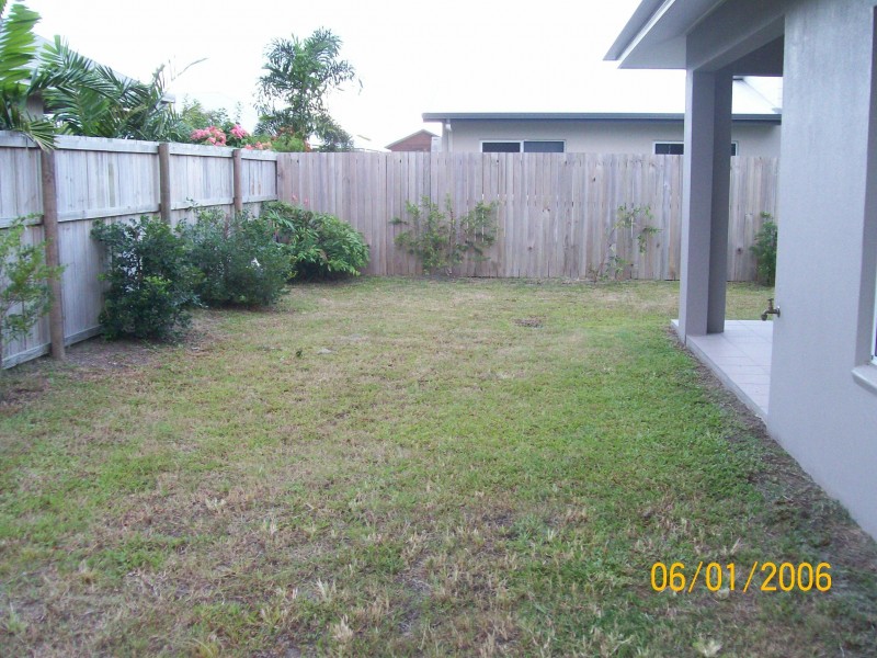 6 Moojeeba Way, Trinity Park QLD 4879