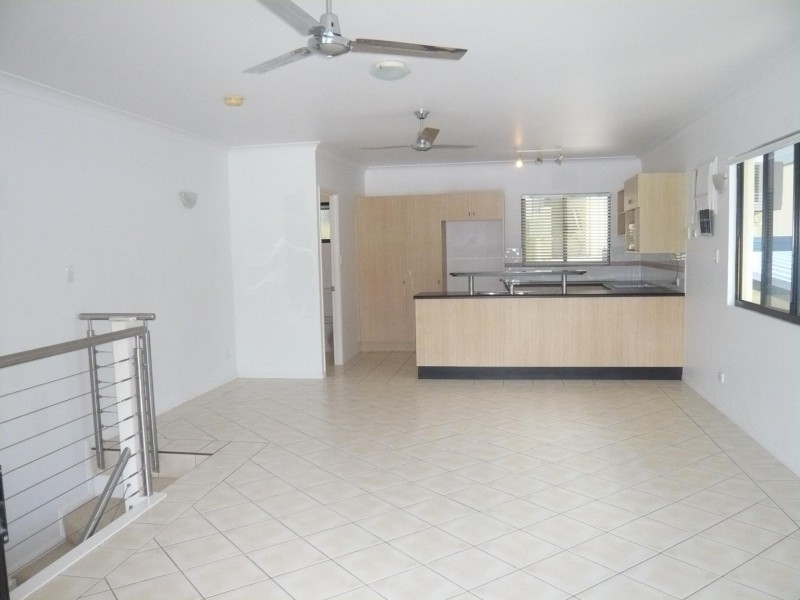 13/106 Moore Street, Trinity Beach QLD 4879