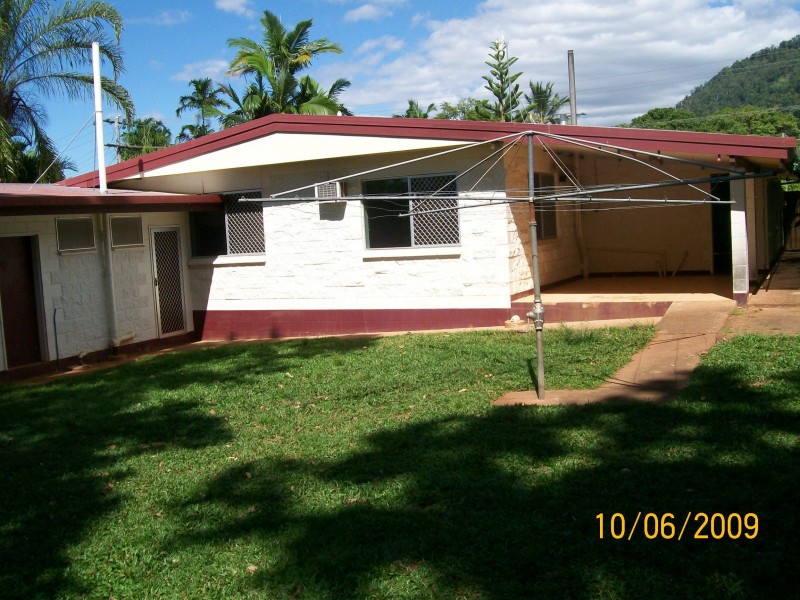 4 Panorama Street, Bayview Heights QLD 4868