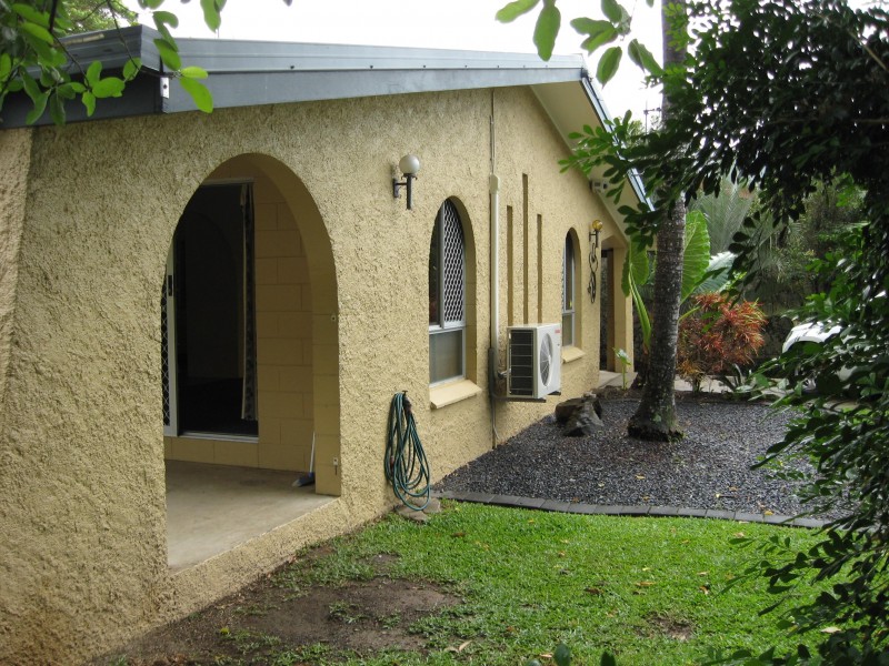 255 Pease Street, Edge Hill QLD 4870