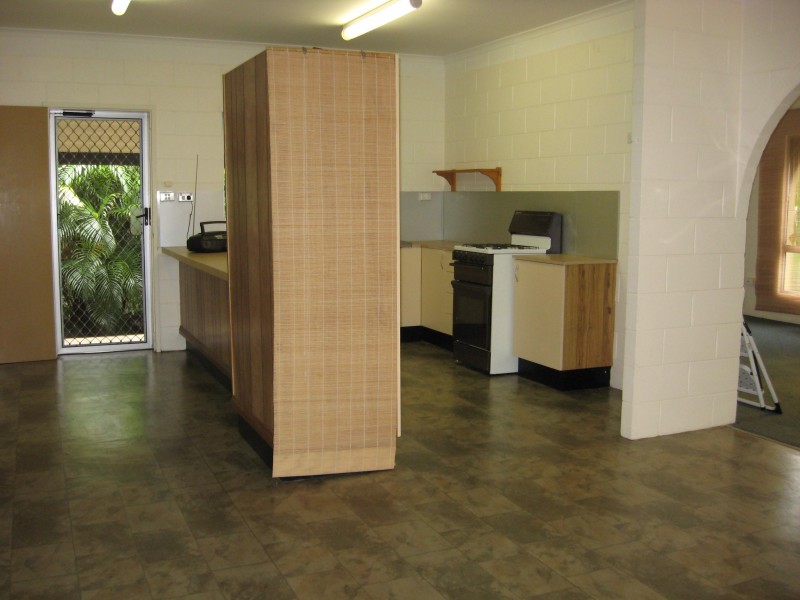 255 Pease Street, Edge Hill QLD 4870