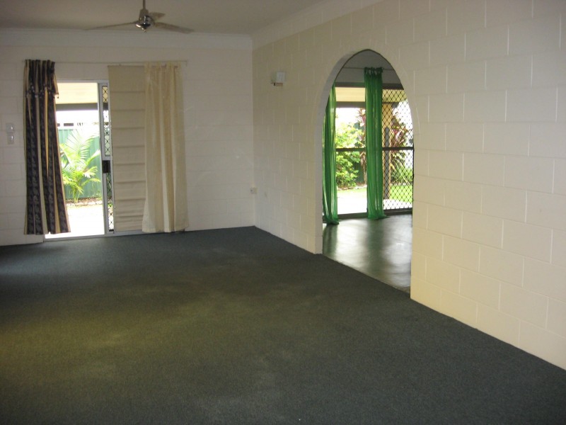 255 Pease Street, Edge Hill QLD 4870
