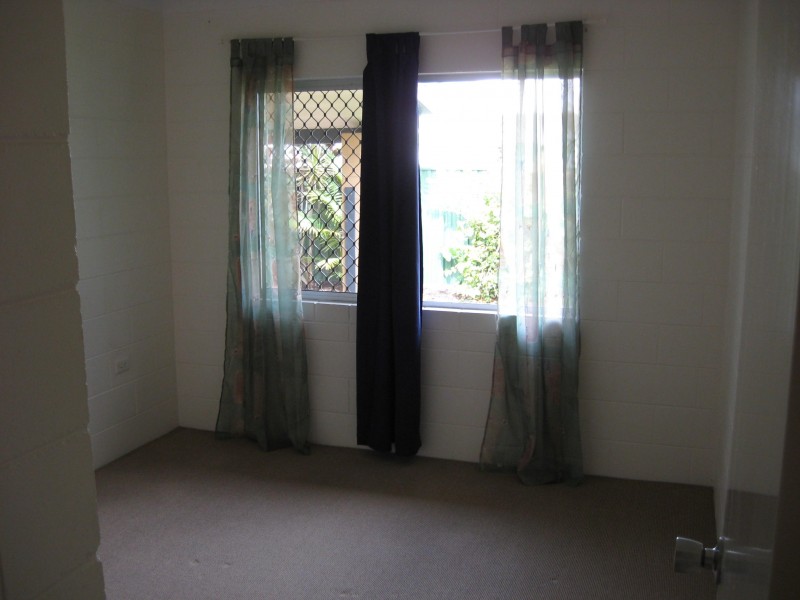 255 Pease Street, Edge Hill QLD 4870