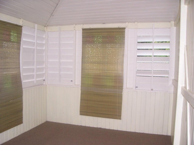 332 Pease Street, Edge Hill QLD 4870