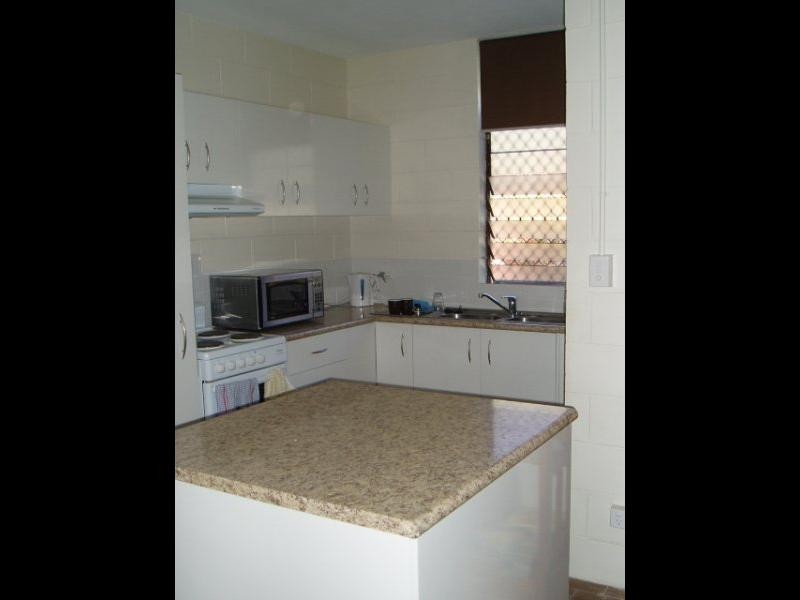 1/3 Pioneer Street, Manoora QLD 4870