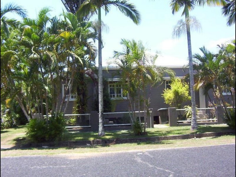 1/17 Queen Street, Parramatta Park QLD 4870