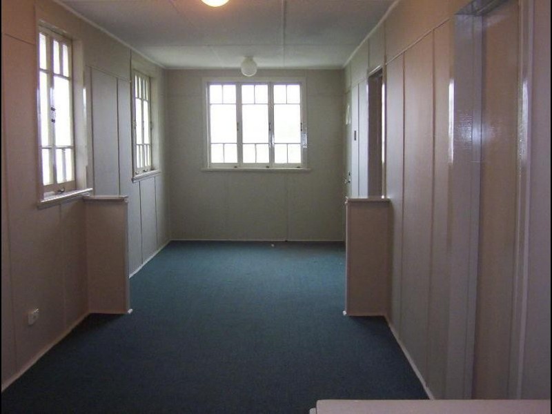 2/17 Queen Street, Parramatta Park QLD 4870