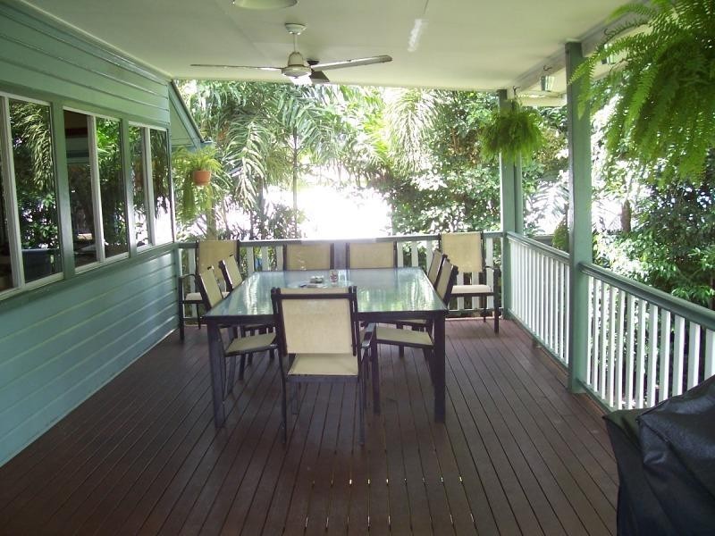4 Queen St, Parramatta Park QLD 4870