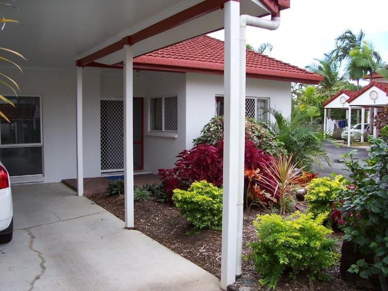 6/30 Springfield Crescent, Manoora QLD 4870