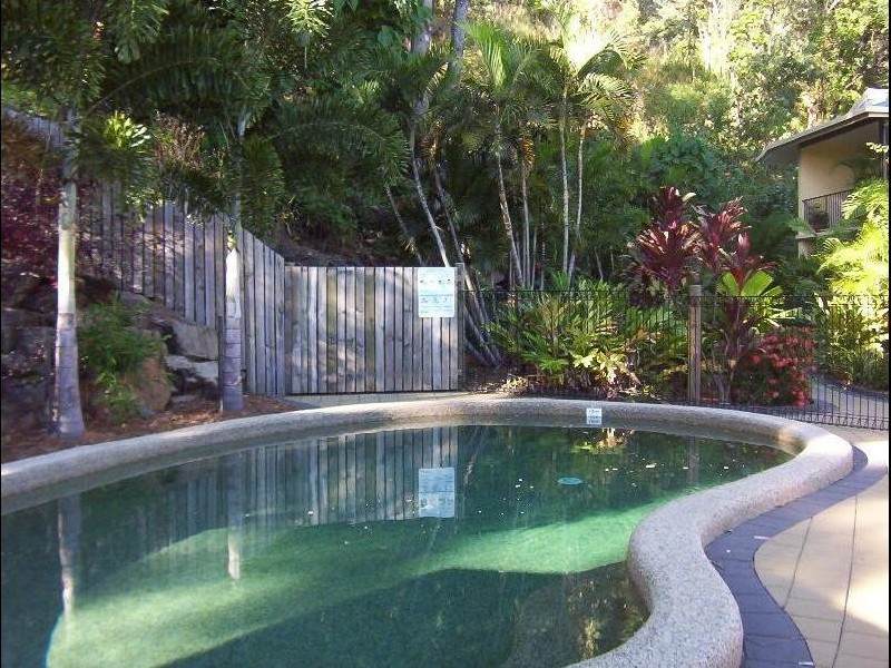 13/3 Stratford Parade, Stratford QLD 4870