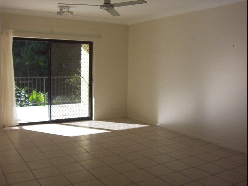 13/3 Stratford Parade, Stratford QLD 4870