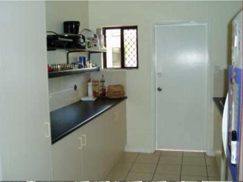 9/3 Stratford Parade, Stratford QLD 4870