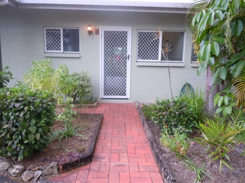 7/74 Swallow Street, Mooroobool QLD 4870