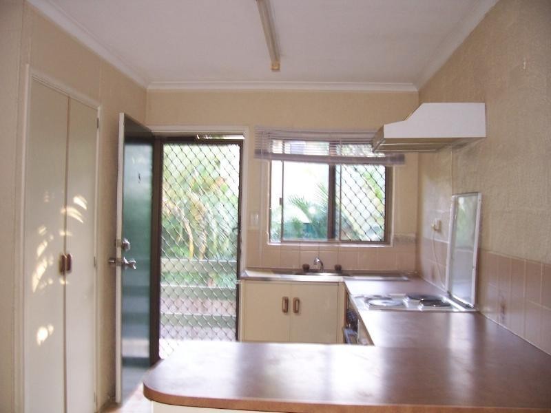 2/11 Vallely Street, Freshwater QLD 4870