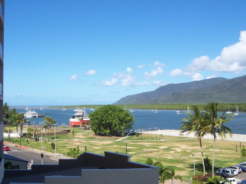 602/25 Wharf Street, Cairns QLD 4870