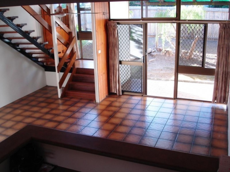 2/67 Woodward Street, Edge Hill QLD 4870