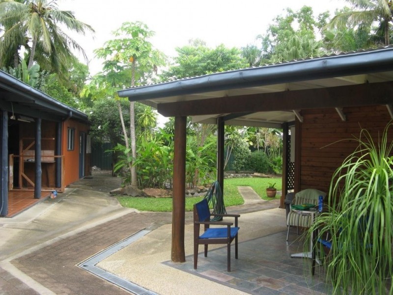 37 Petersen Street, Trinity Beach QLD 4879