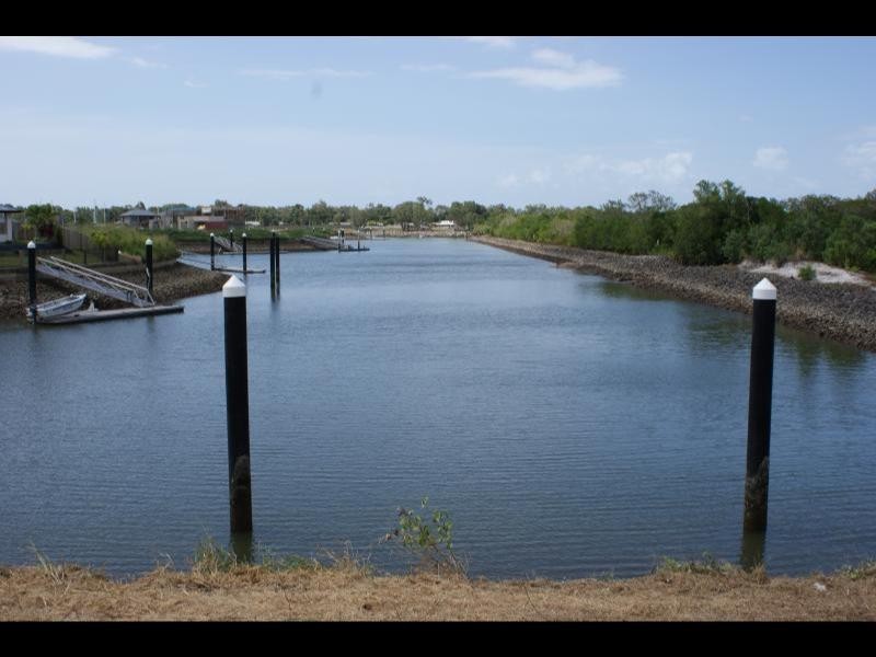 136 Harbour Drive, Bluewater Harbour (Lot 129), Trinity Park QLD 4879