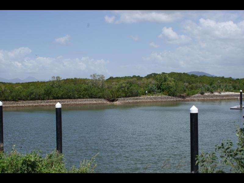 9  Ragamuffin Quay (Lot 36), Trinity Park QLD 4879