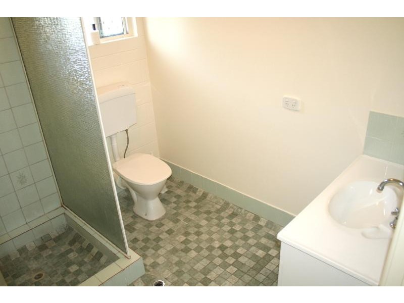 11/165 Mayers Street, Manoora QLD 4870