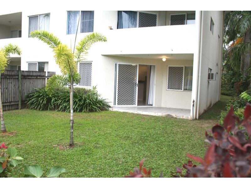 2/51 McCormack Street, Manunda QLD 4870