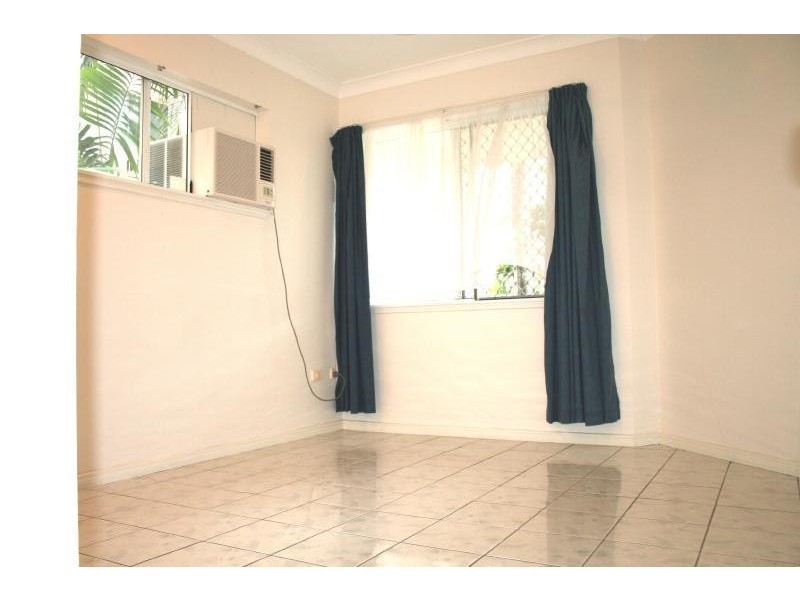 2/51 McCormack Street, Manunda QLD 4870