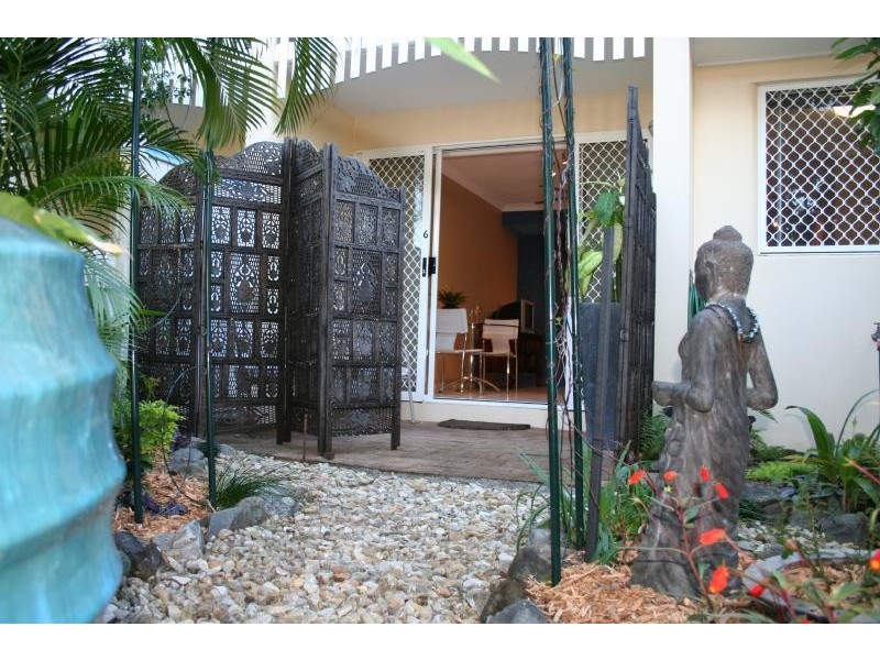 6/10 Grantala Street, Manoora QLD 4870